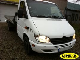 Mercedes Benz Sprinter LINE-X out side cab